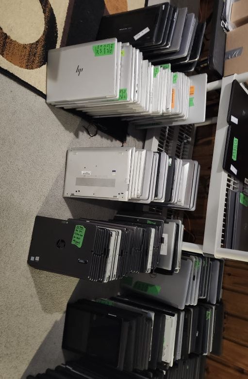 vertical Latest lot of fixable laptops